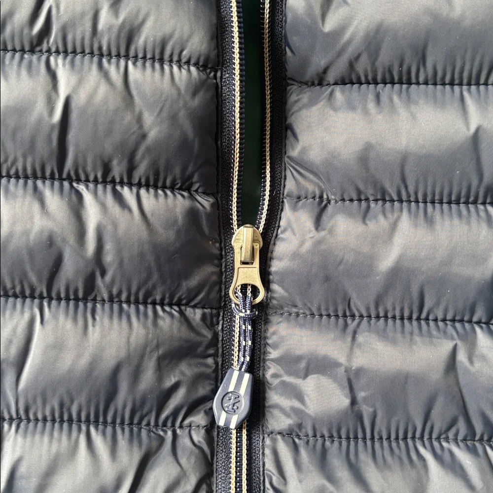 Izod Navy Quilted Puffer Vest with Green Trim - Picture 3 of 8